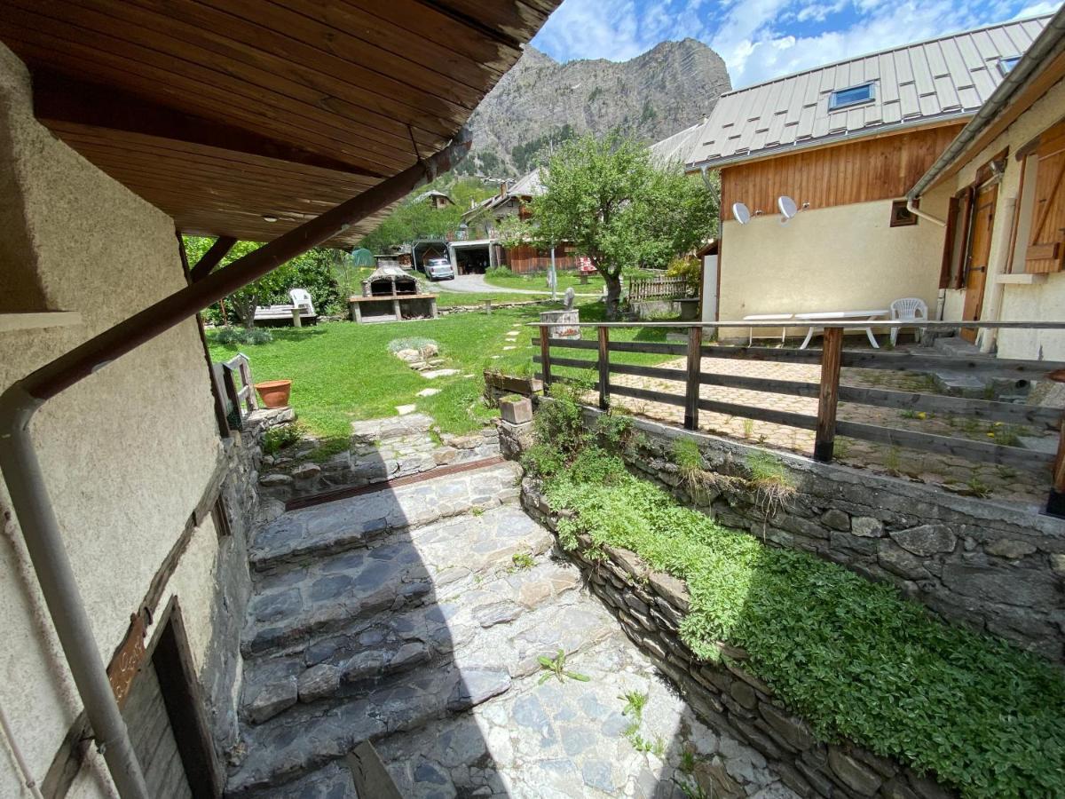 Le Refuge Veritable Cocon Avec Cheminee Les Orres Exterior photo